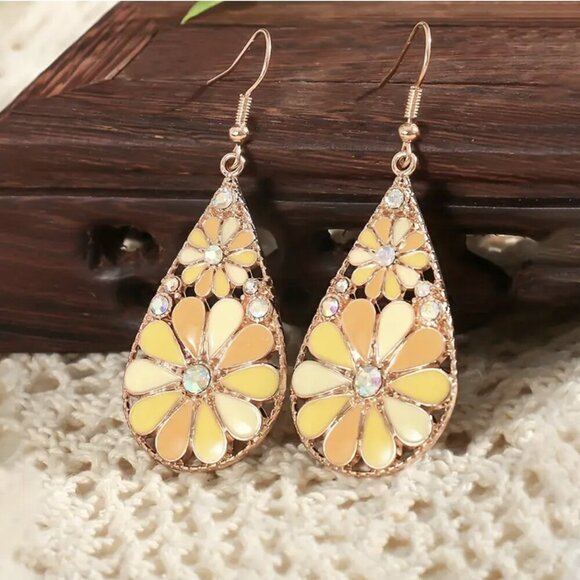 Mosaic Flower Dangle Earrings Boho Glass Rhinestone Floral Statement NWT - Picture 7 of 8